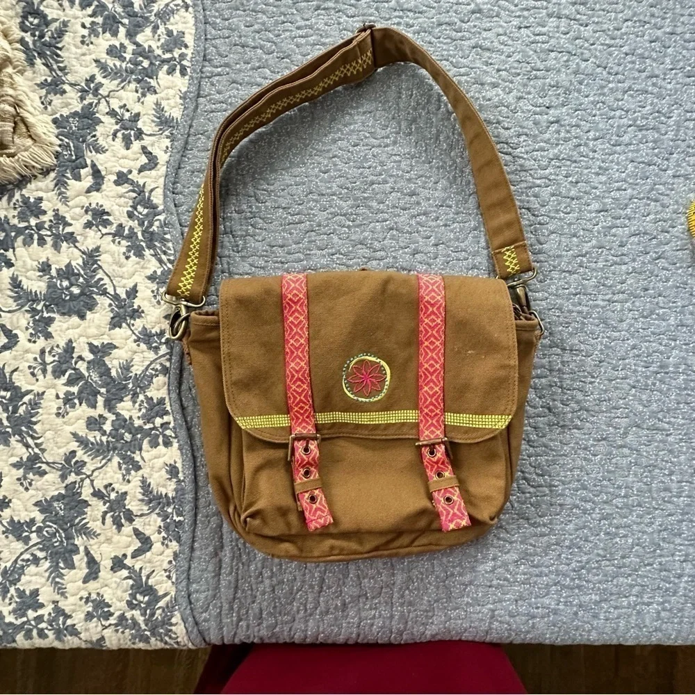 American Girl Bag Lea Clark Canvas Messenger Bag Tote